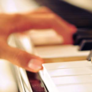 日本护士赤裸做爰视频
