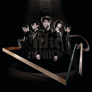 日本护士赤裸做爰视频
