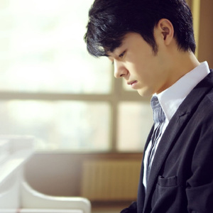 日本护士赤裸做爰视频
